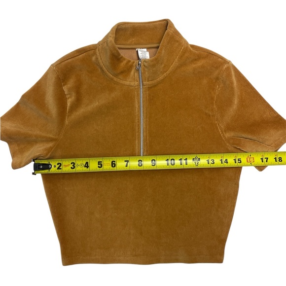 Alo Yoga Quarter Zip Mock Neck Corduroy Crop Top In Toffee -  Women’s size small - Picture 6 of 10